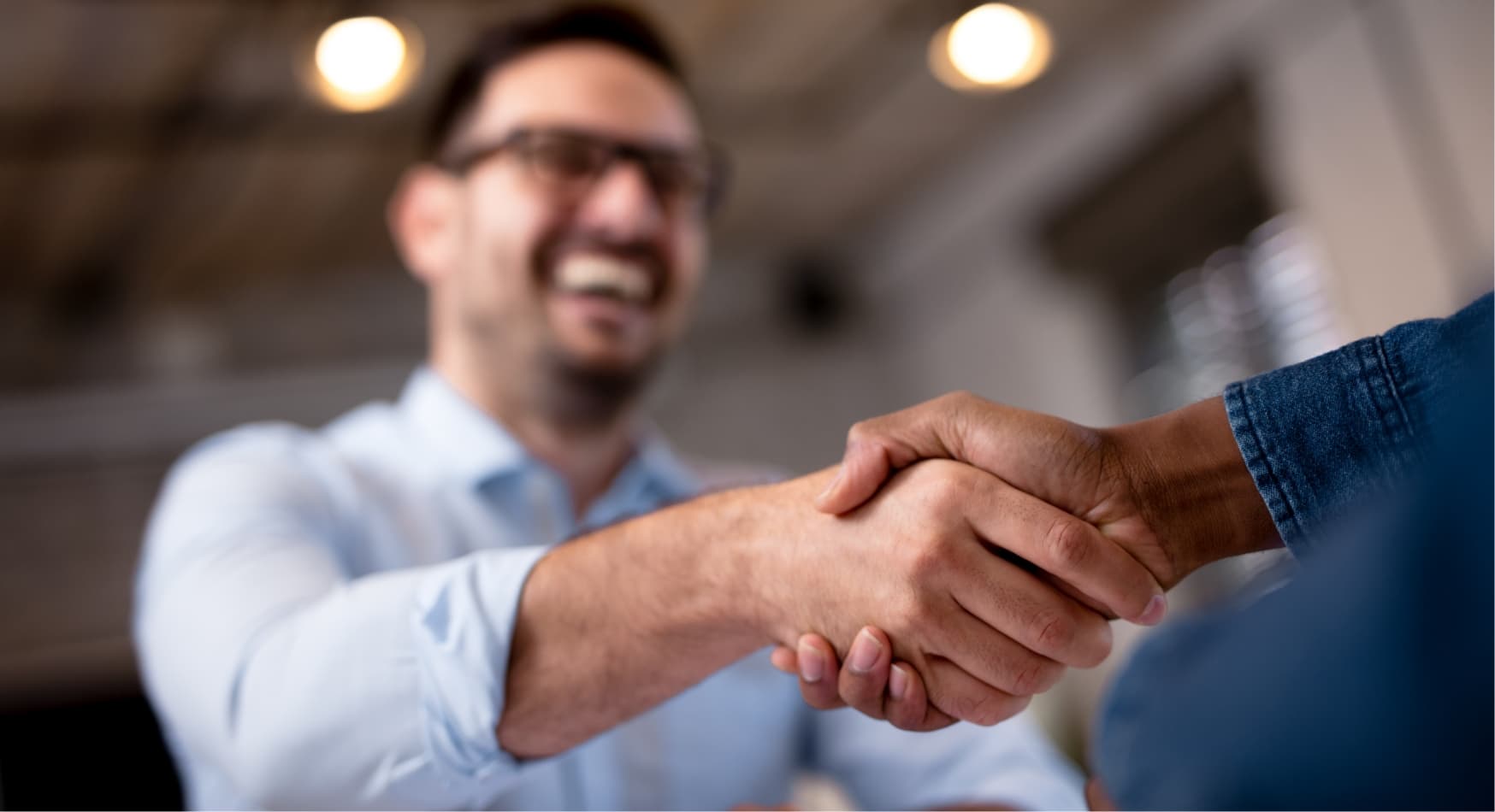 An image with handshake