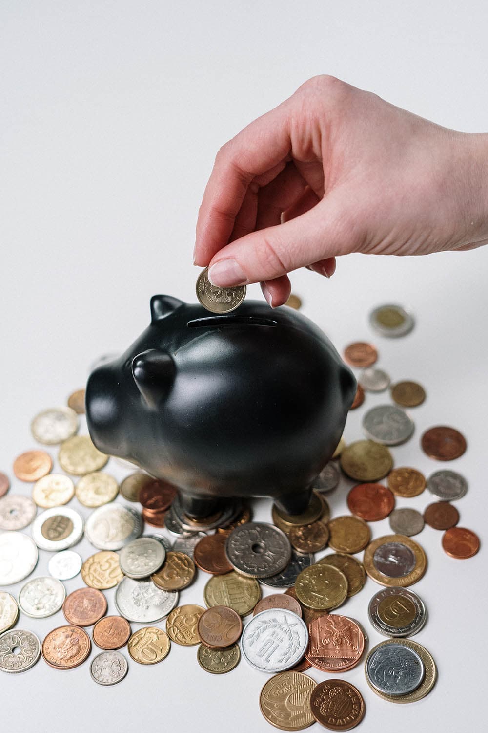 An image with piggy bank